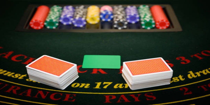 Cách đối đầu Double Barrel Poker