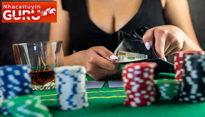 Đánh bài baccarat